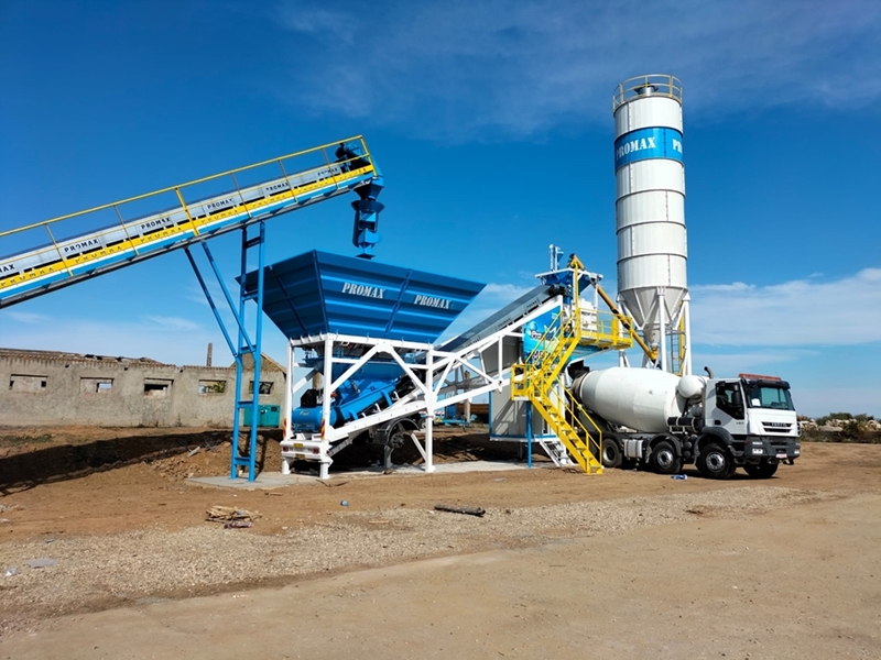 60m³/h Mobile Concrete Batching Plant